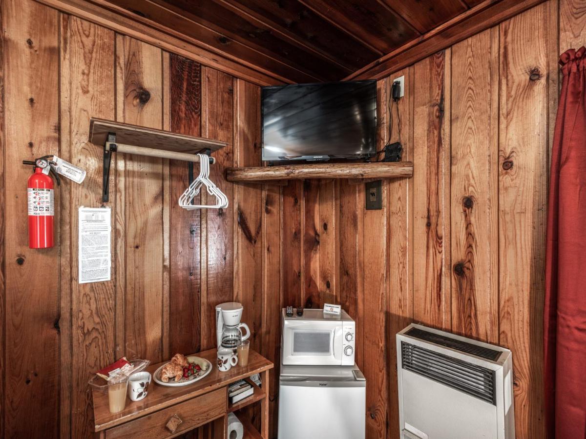 Apache Village Cabinette 11, Queen Bed, Midtown, Sleeps 2 Ruidoso Esterno foto