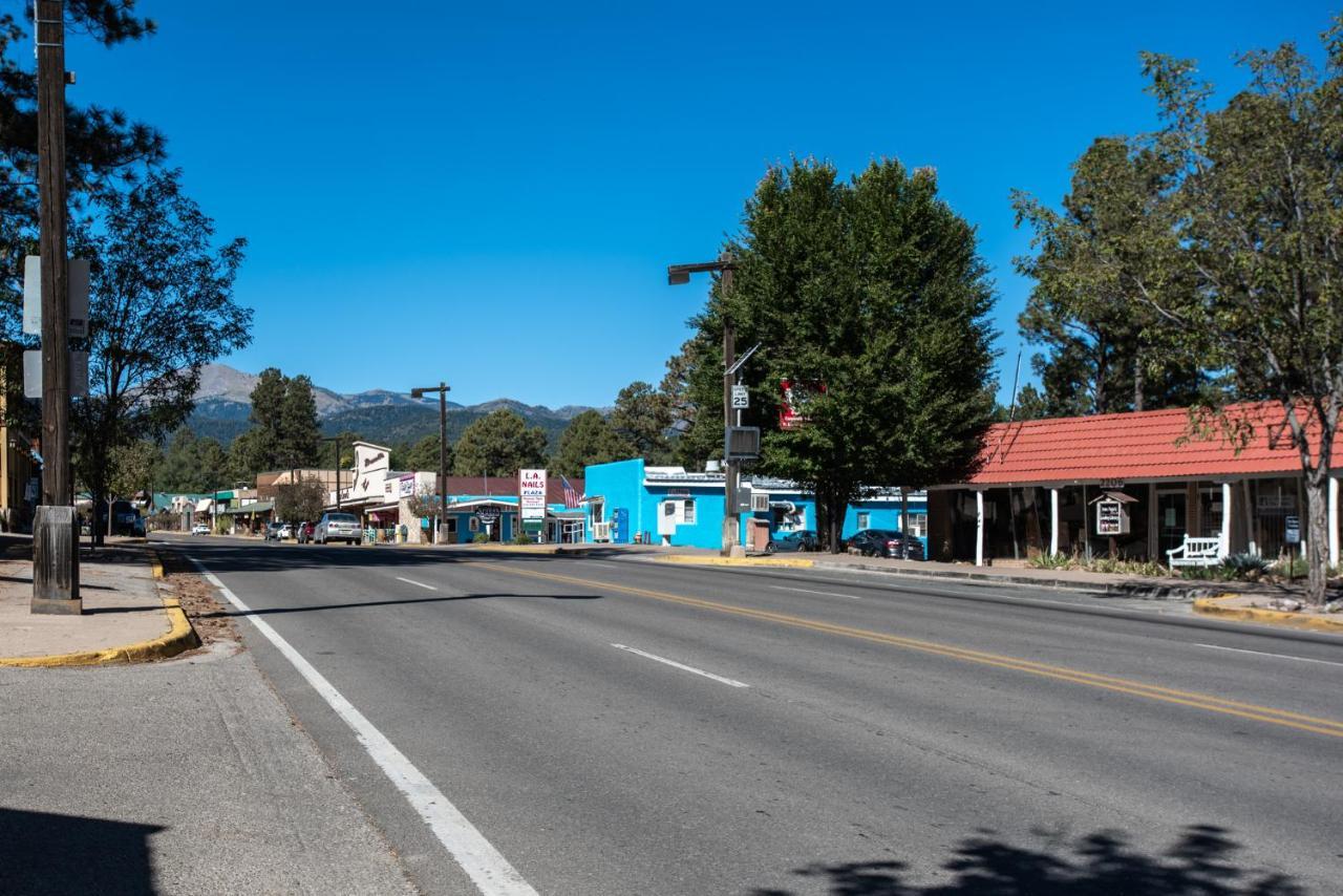 Apache Village Cabinette 11, Queen Bed, Midtown, Sleeps 2 Ruidoso Esterno foto